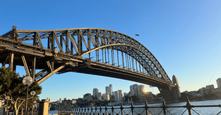 sydney harbor bridge